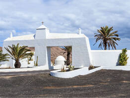 Lanzarote - Schwarze Lava, blaues Meer