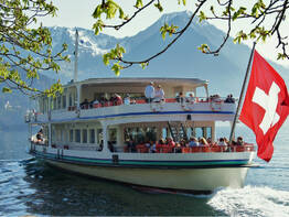 Majest�tische Jungfrau-Region und malerischer Vierwaldst�ttersee