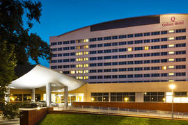Liegnitz (Legnica) - Qubus Hotel - Außenansicht Liegnitz (Legnica) - Qubus Hotel - Außenansicht