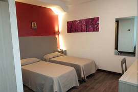 Rom - Hotel Casa San Juan de Avila - Zimmerbeispiel Rom - Hotel Casa San Juan de Avila - Zimmerbeispiel