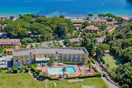 Capolieveri - Hotel Le Acacie - Luftaufnahme Capolieveri - Hotel Le Acacie - Luftaufnahme