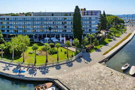 Biograd na moru - Hotel Ilirija - Außenansicht Biograd na moru - Hotel Ilirija - Außenansicht